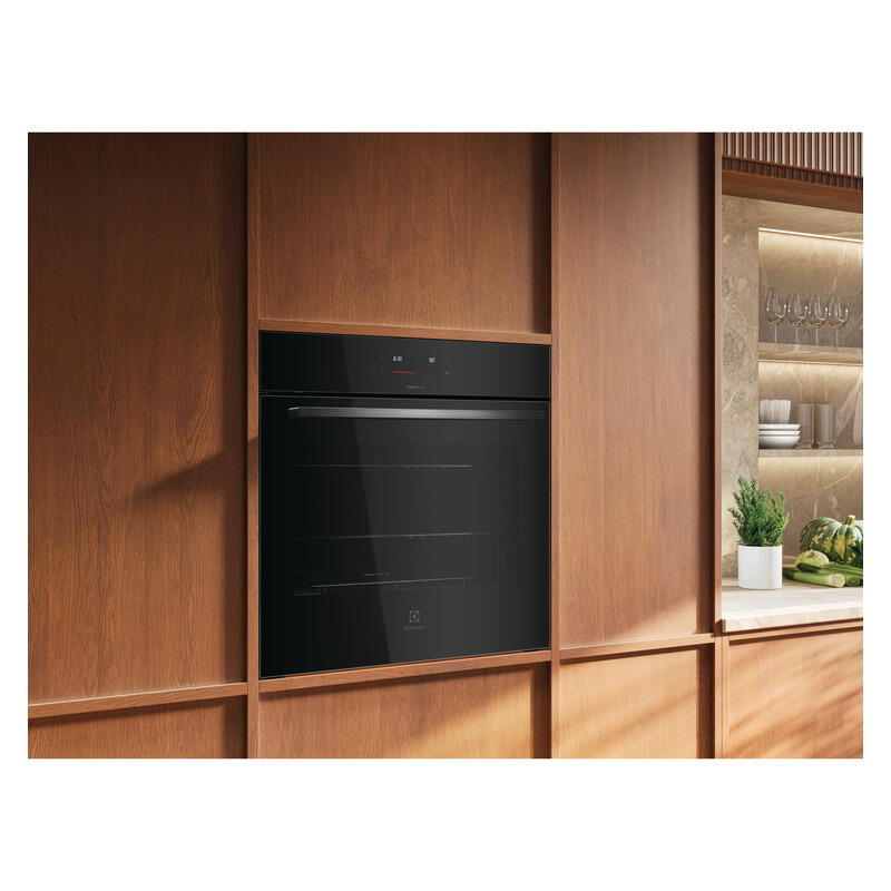 Electrolux 60cm Built-In Oven with 12 Functions - Black (500 Series)