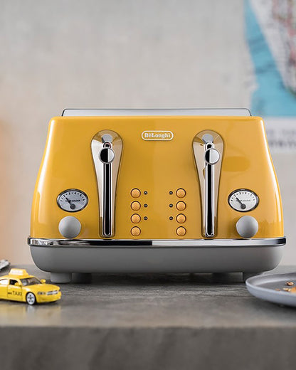 DeLonghi Icona Capitals 4 Slice Toaster - New York Yellow
