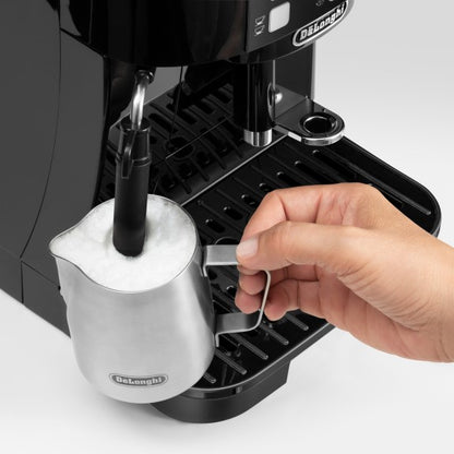 DELONGHI MAGNIFICA FULLY AUTOMATIC COFFEE MACHINE BLACK