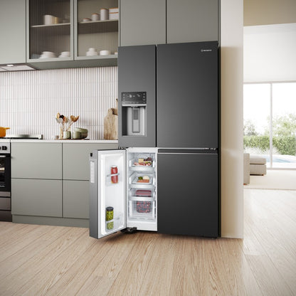 Westinghouse 609L Quad Door Fridge Freezer with Ice & Water Dispenser - Matte Black